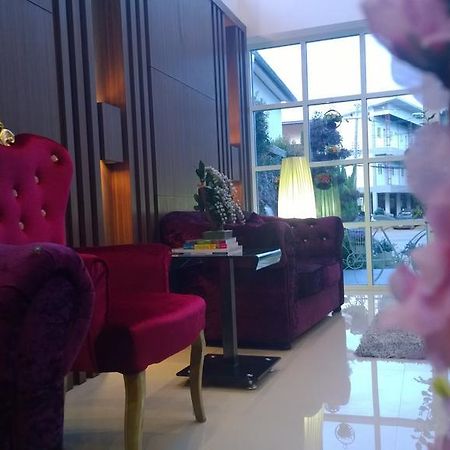 The Zara Double Tree Hotel ウボンラチャタニ エクステリア 写真