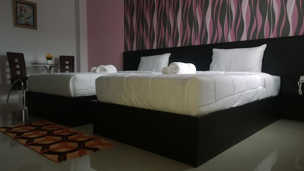 The Zara Double Tree Hotel ウボンラチャタニ 部屋 写真